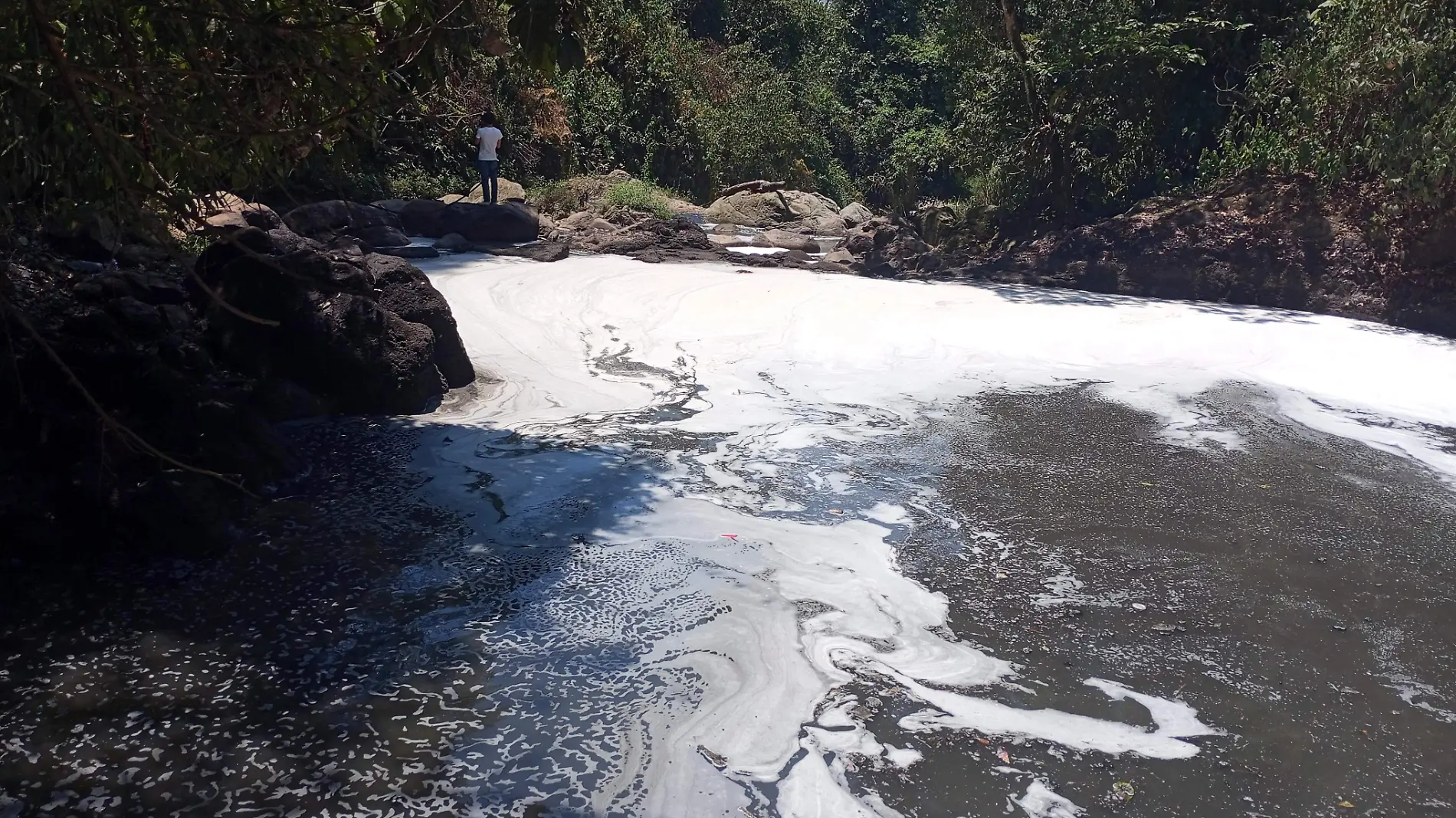 Río Sordo | Contaminación | Espuma